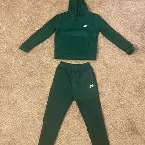 Small Nike Sweatsuit